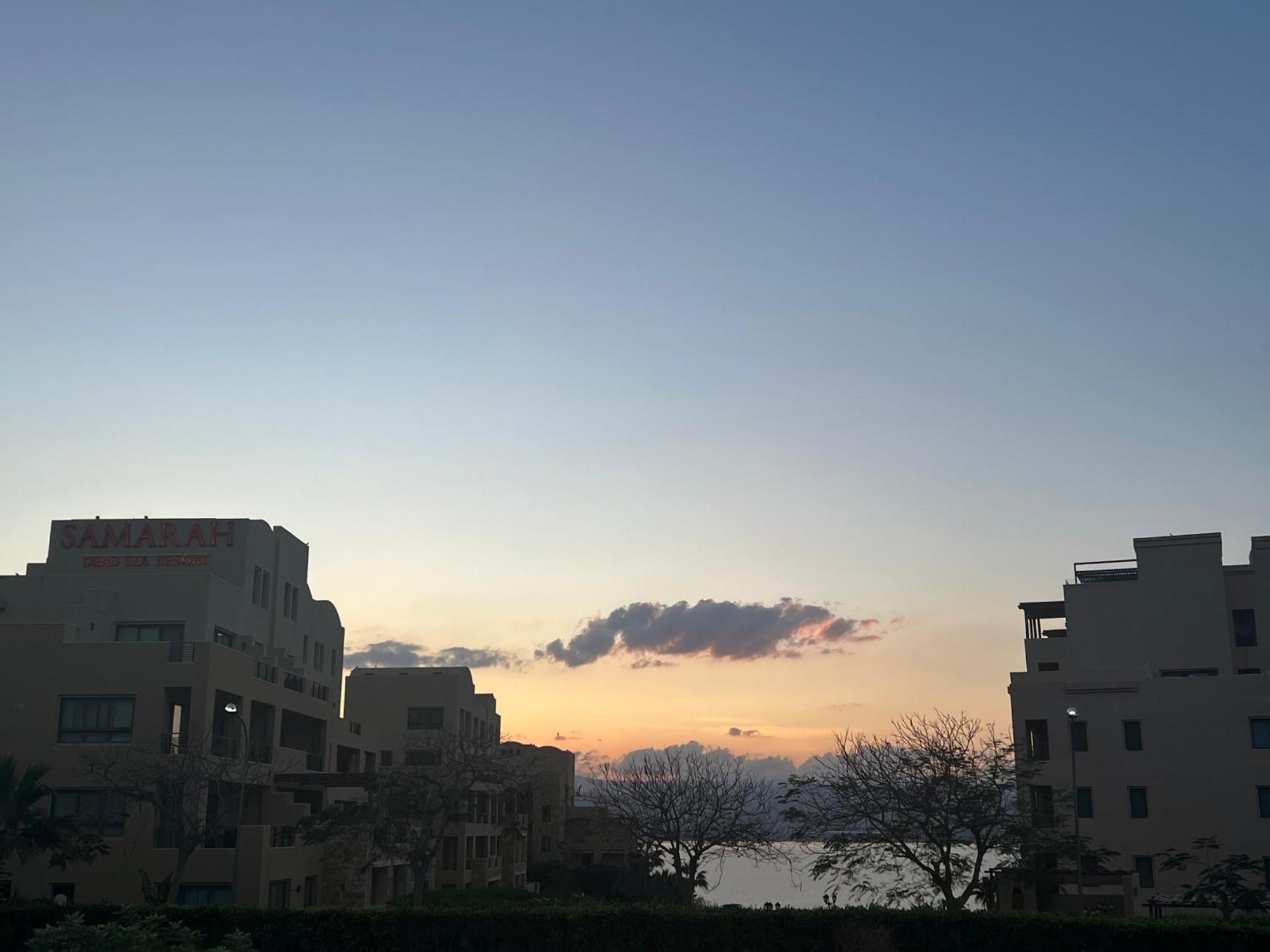 Spacious Apartments With Sea View At Samarah Resort Sweimeh Exterior photo