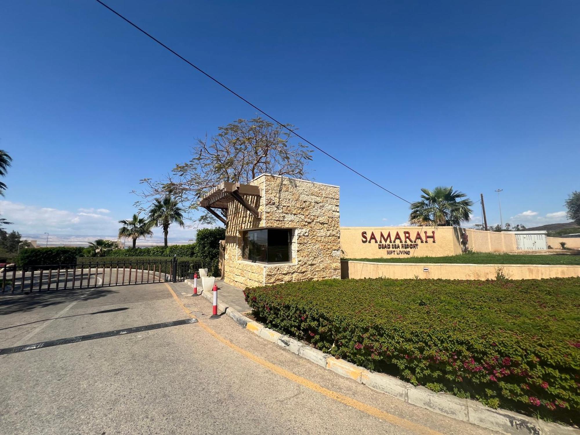 Spacious Apartments With Sea View At Samarah Resort Sweimeh Exterior photo