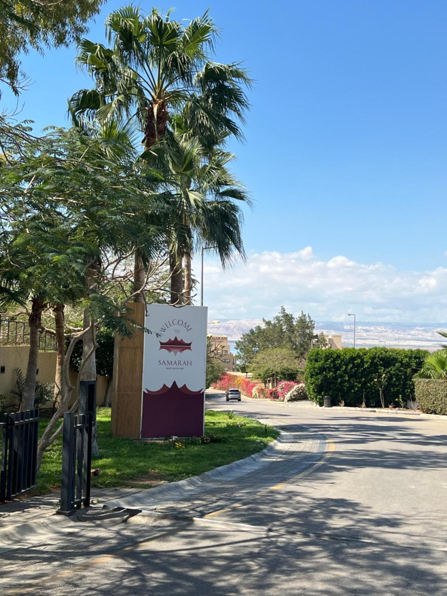 Spacious Apartments With Sea View At Samarah Resort Sweimeh Exterior photo